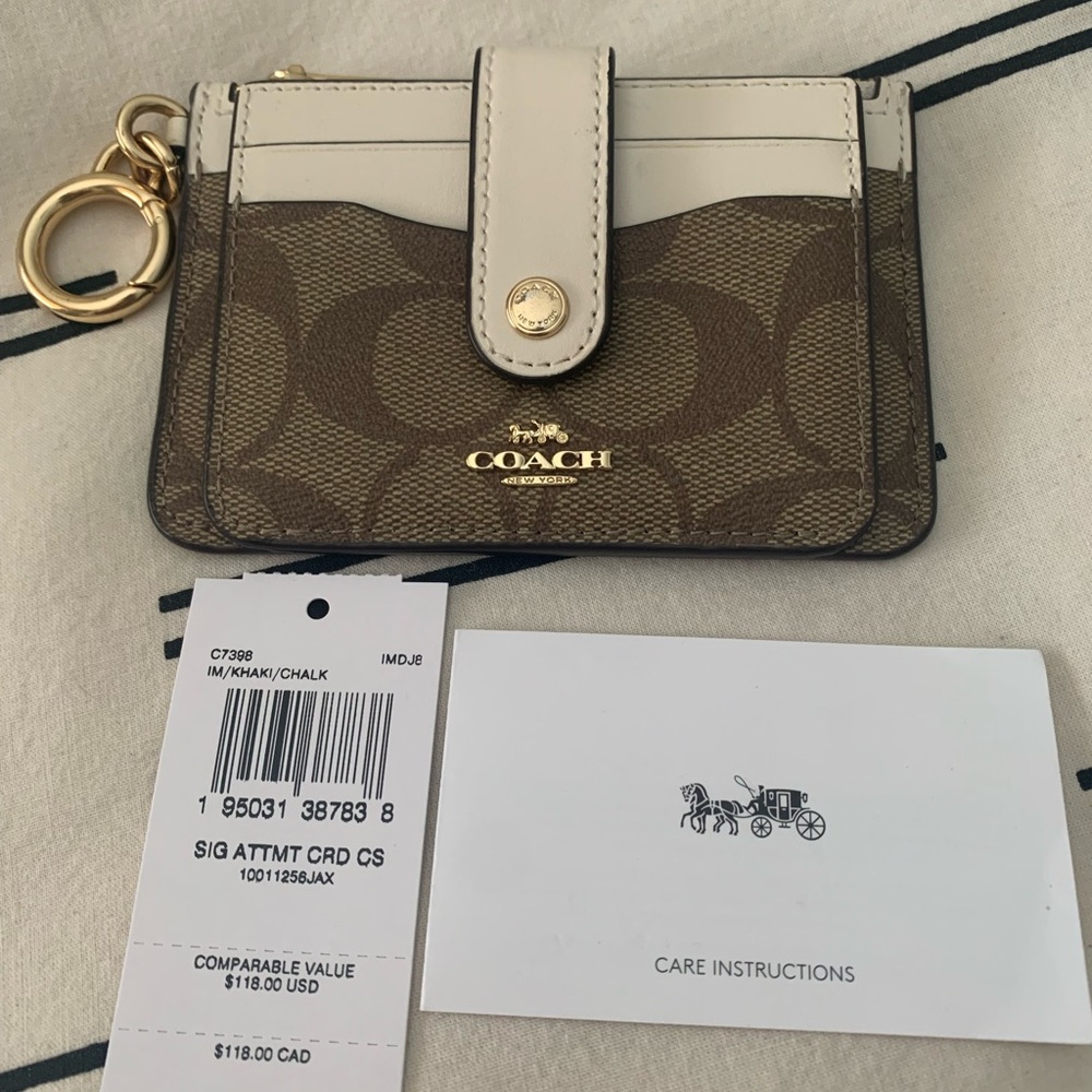 Coach NWT card holder
